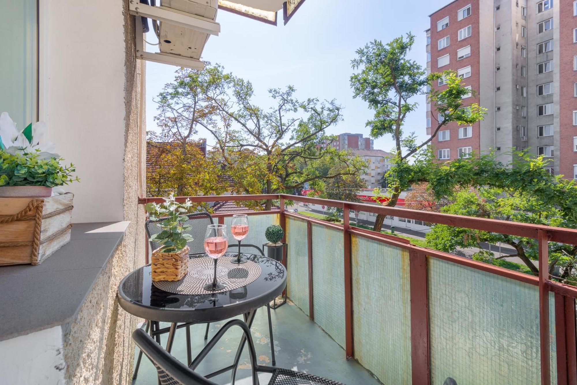 Venezia Studio Apartment Орадя Экстерьер фото